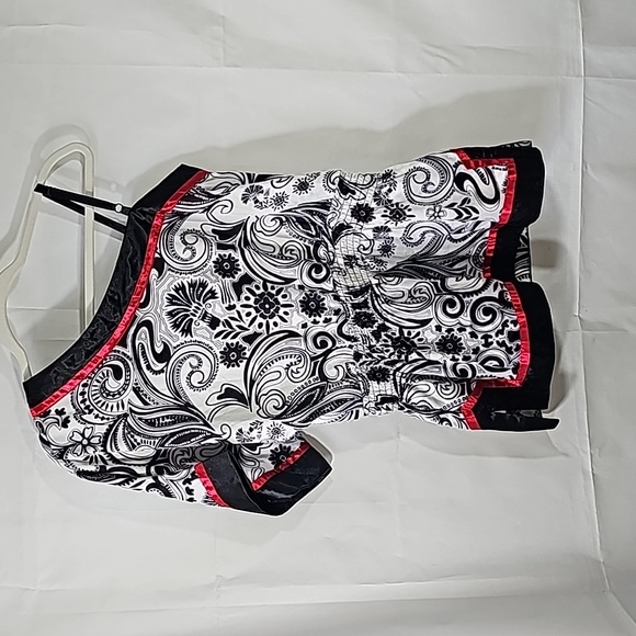 BCX Black White & Red Off Shoulder Dress Blouse Size Medium - Picture 9 of 9